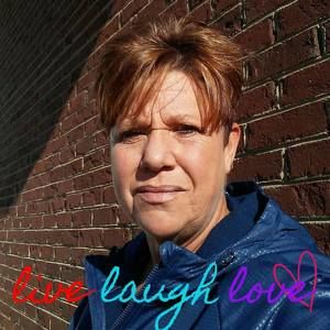 Meet your Posher, Liz